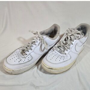 Nike Air Force 1 Low White Women's 7.5 Classic Leather Sneakers